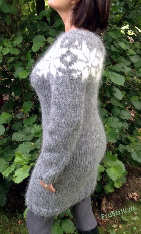 Kjole / lang sweater med flot stjernemønster